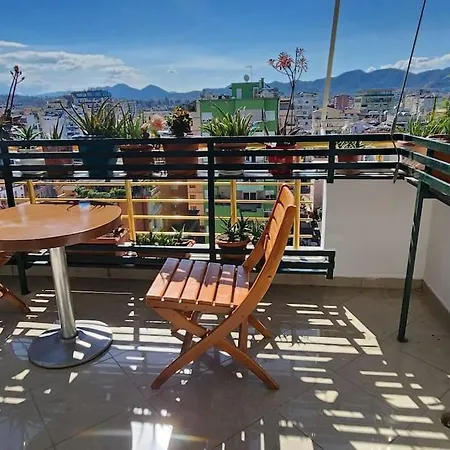 아파트 Views Blloku - Center *